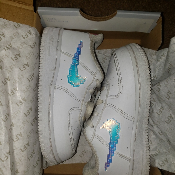 Nike Airforce Toddler Girl Sneakers - Picture 9 of 9